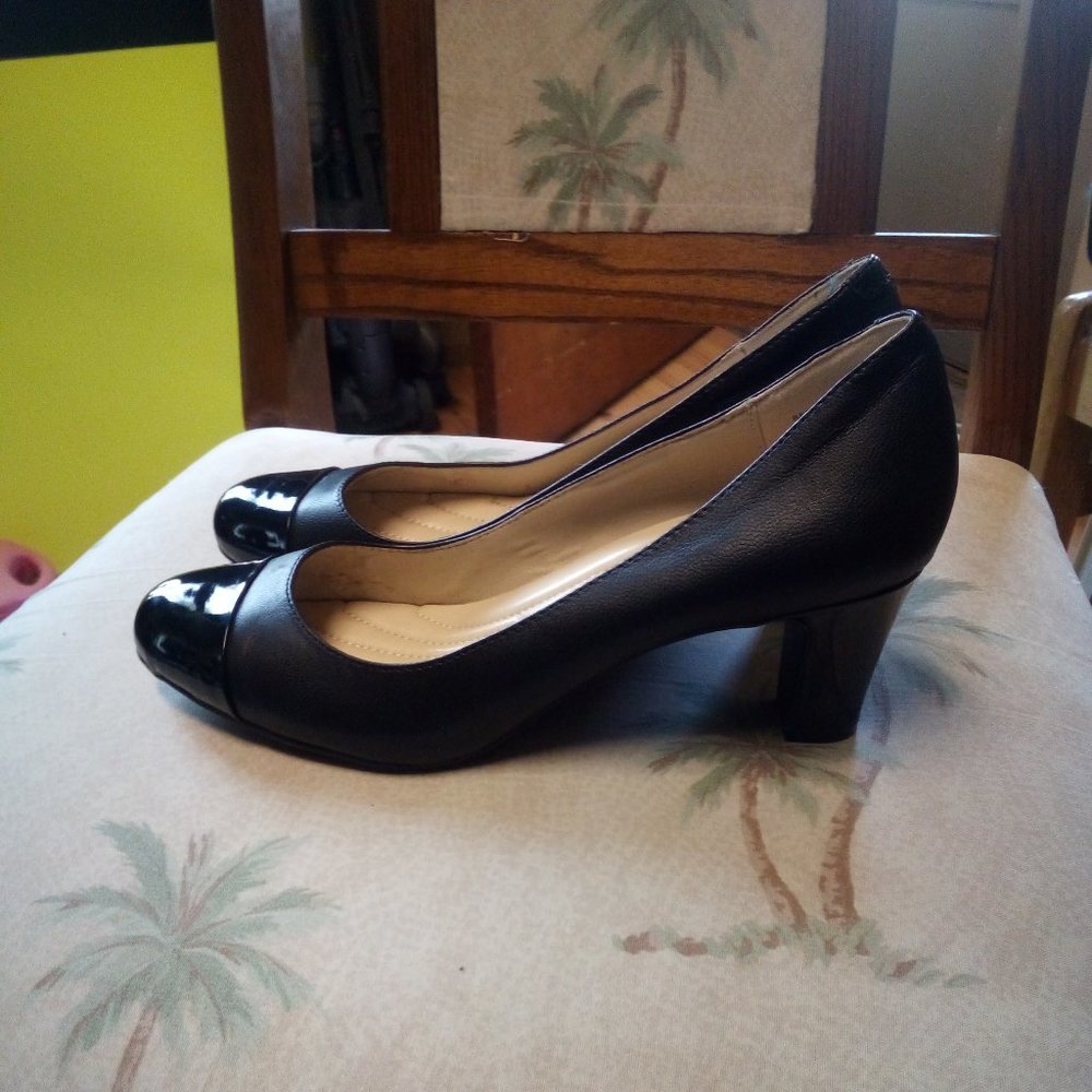 Easyspirit Heels, Dress Shoes, Balance